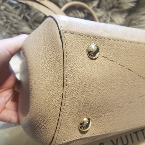 SOLD 2️⃣2️⃣5️⃣0️⃣ LV Montaigne Emprinte MM - Picture 5 of 13